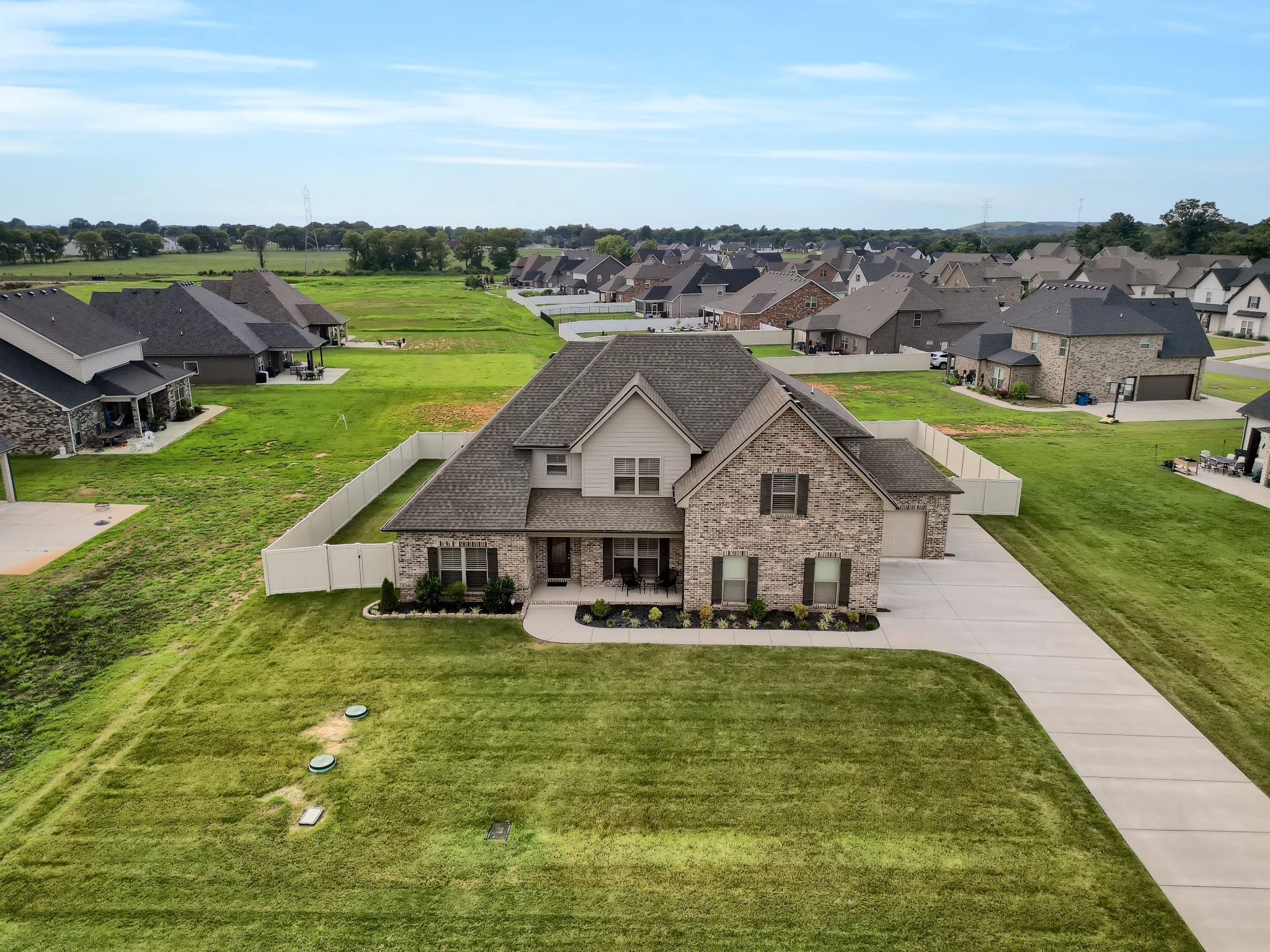 2807 Ella Louise Lane Murfreesboro TN 37130