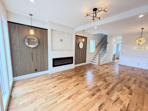 913 33rd Ave, N Nashville TN 37209