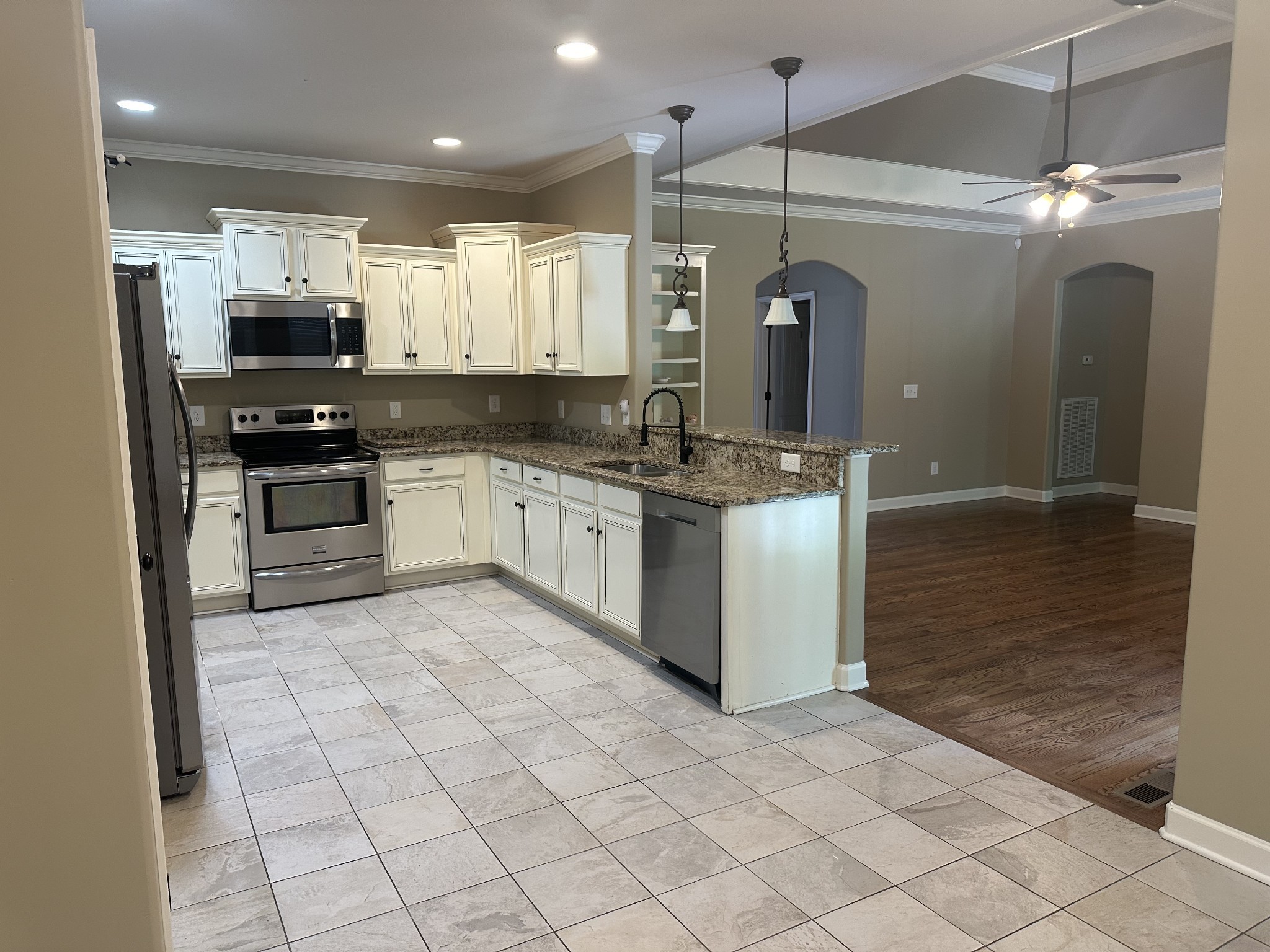 1086 Golf View Way Spring Hill TN 37174
