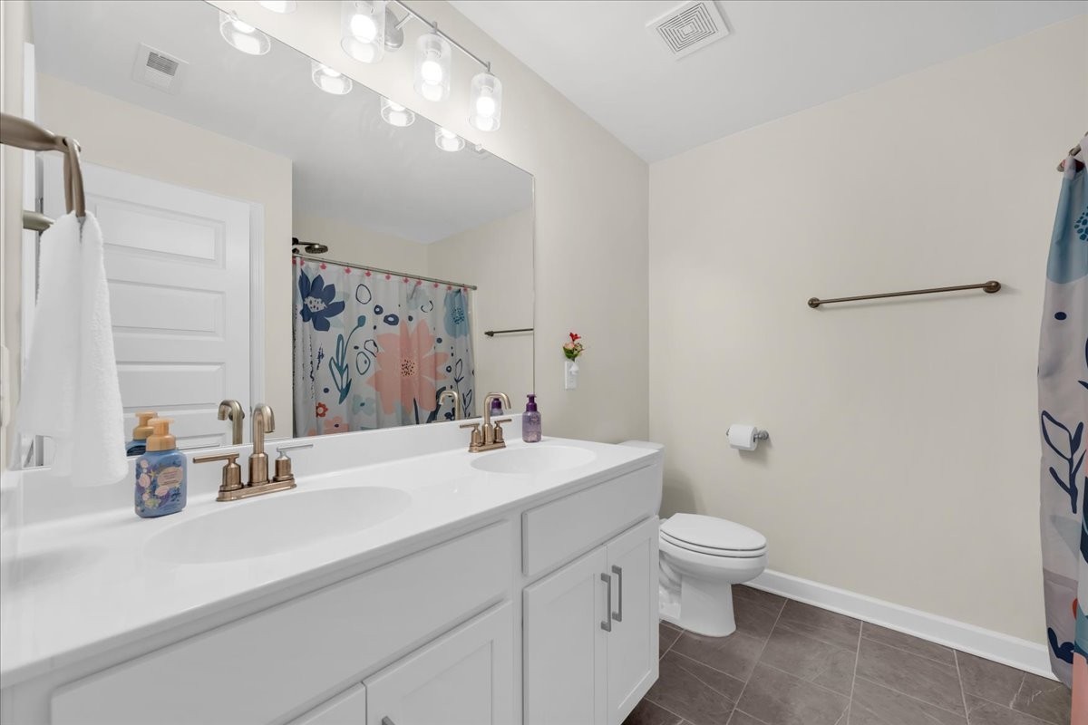133 Dameron Pvt Drive Hendersonville TN 37075