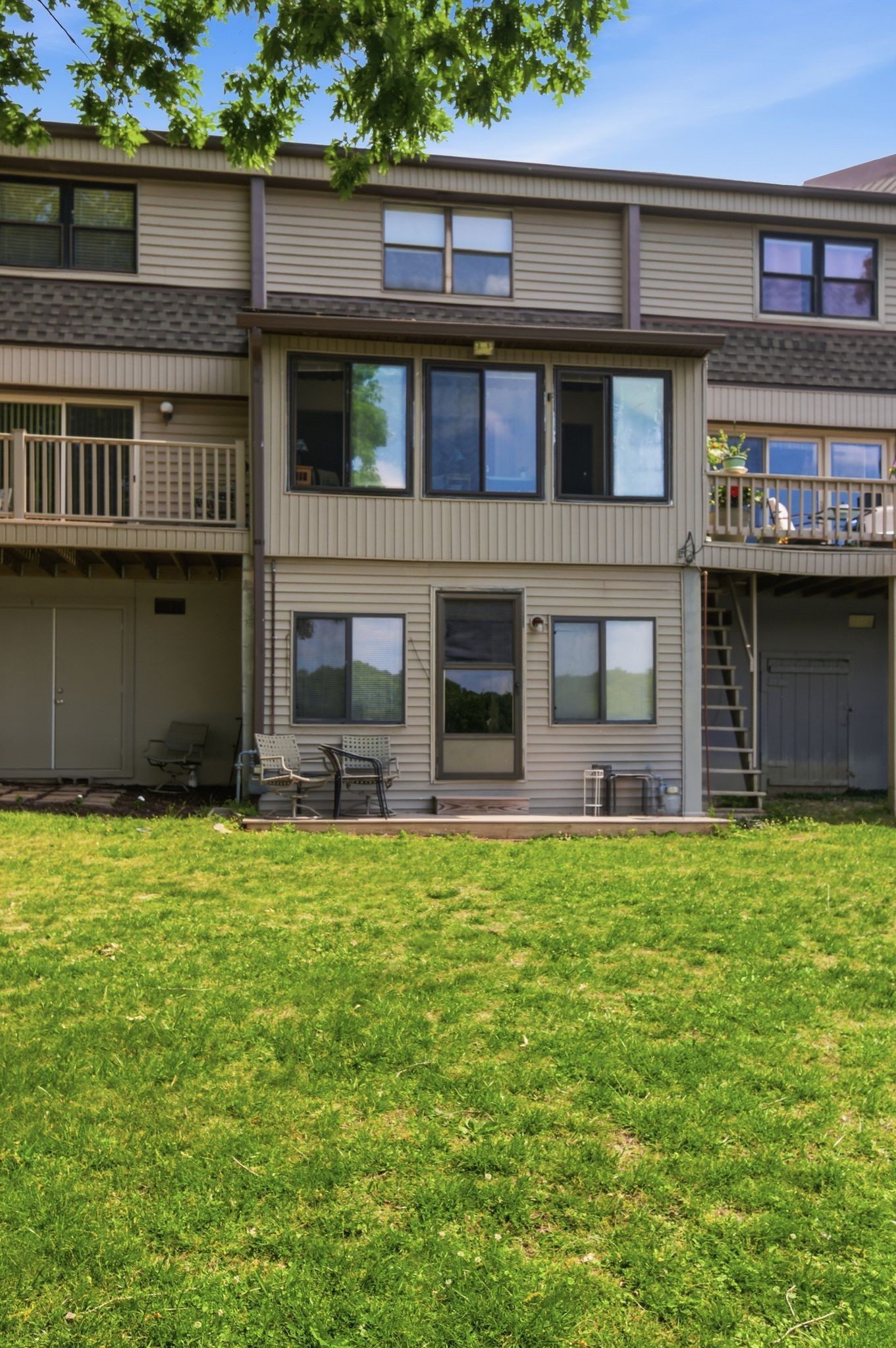 6 Lakeshore Court Crossville TN 38558