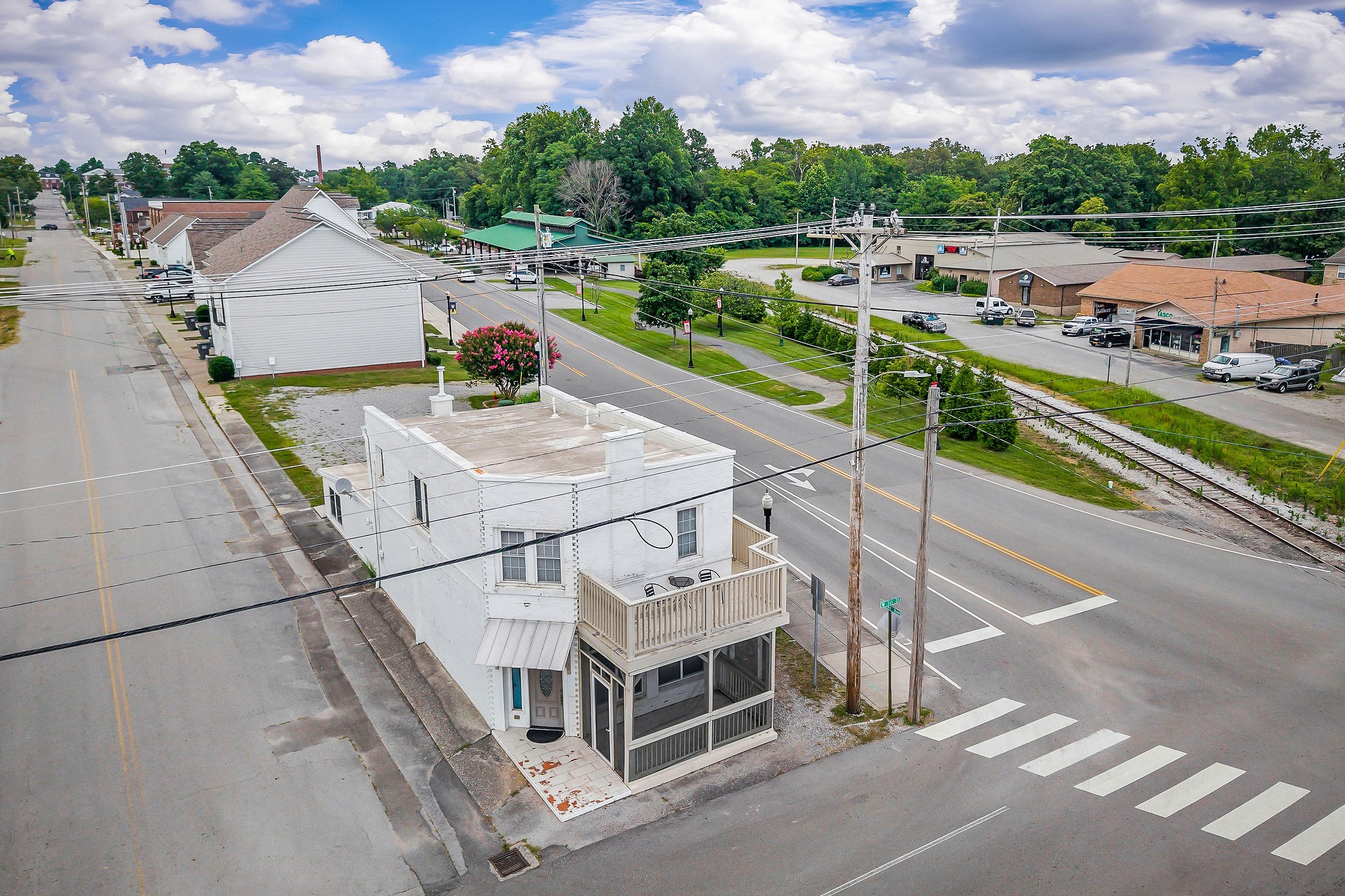 2 E 1st Street Cookeville TN 38501