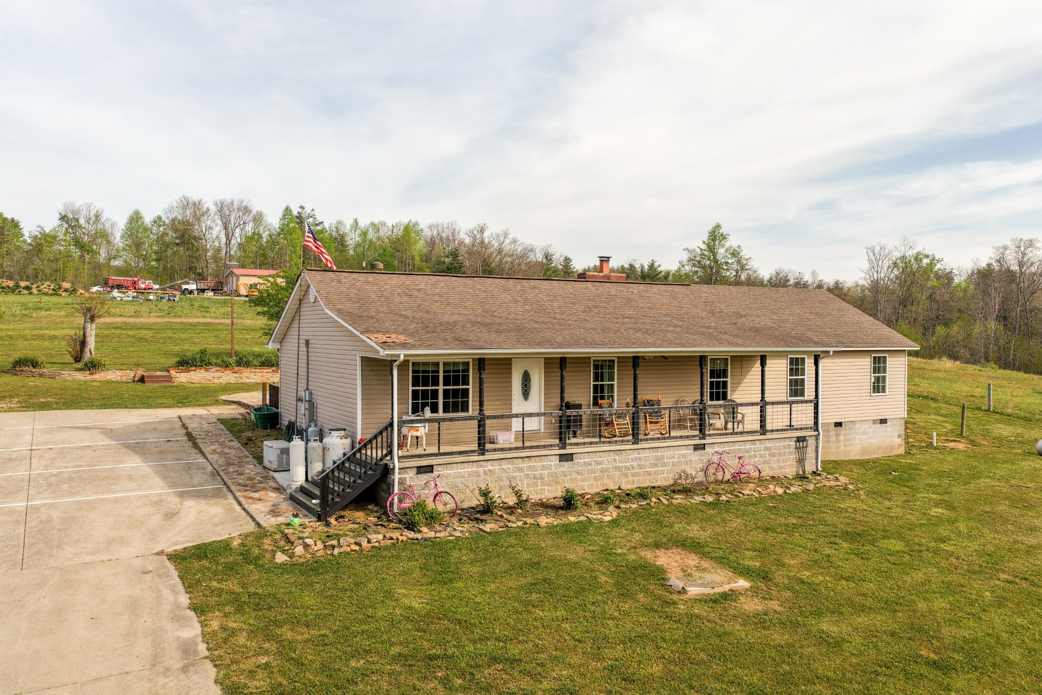10389 Summer City Road Spring City TN 37381