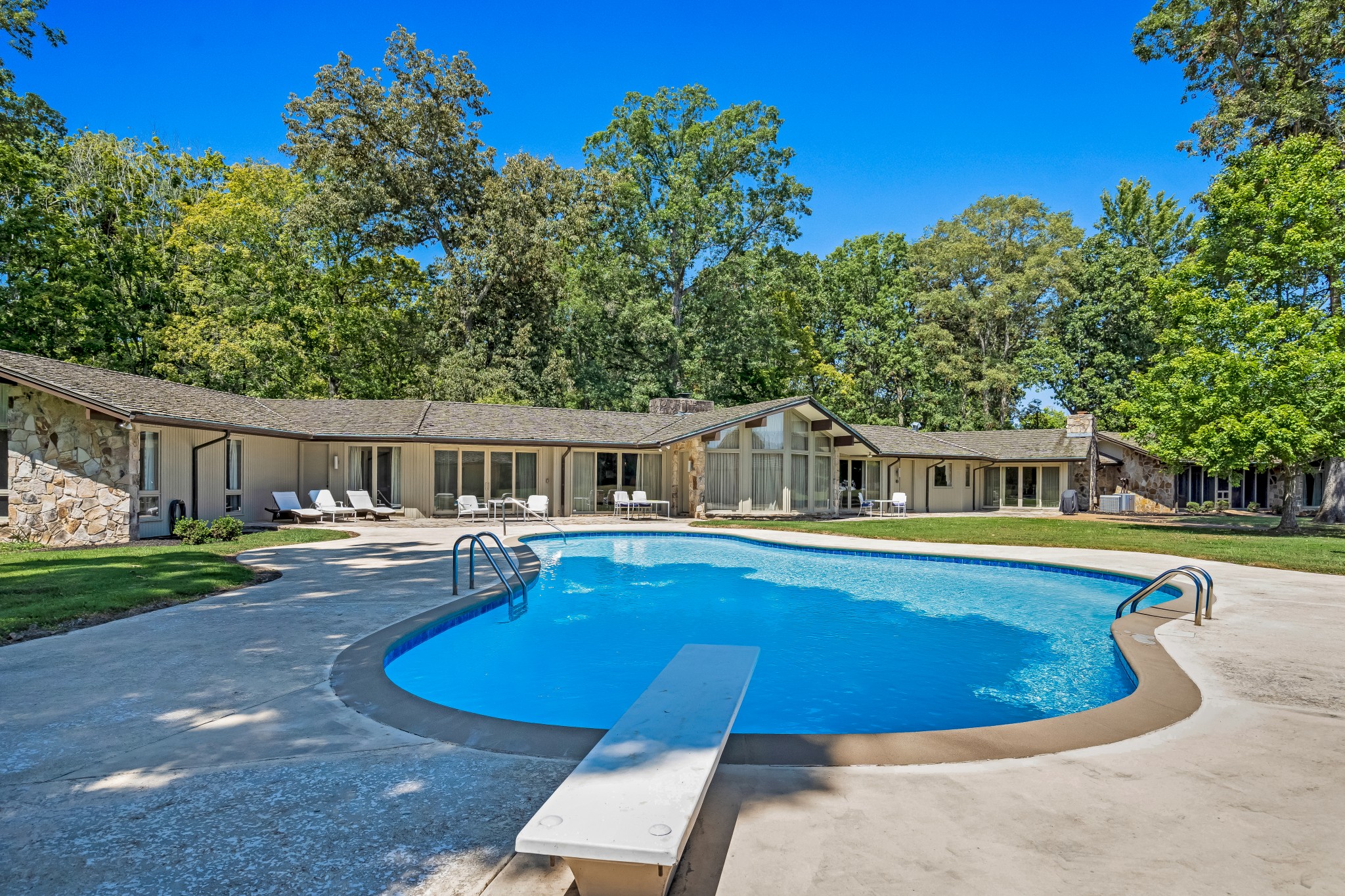 215 Hickory Lane Smithville TN 37166
