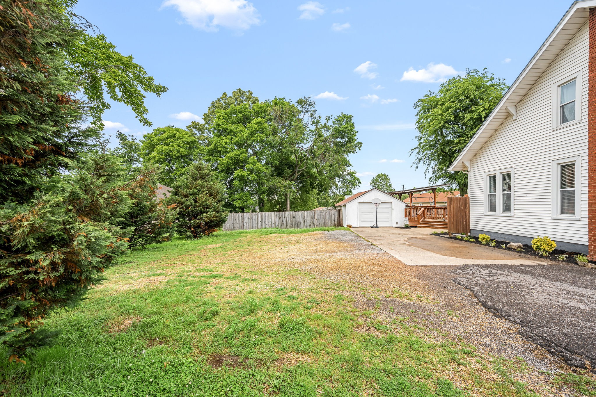 634 Hwy 52, E Portland TN 37148