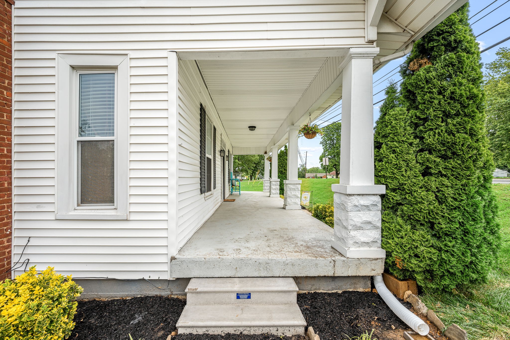 634 Hwy 52, E Portland TN 37148