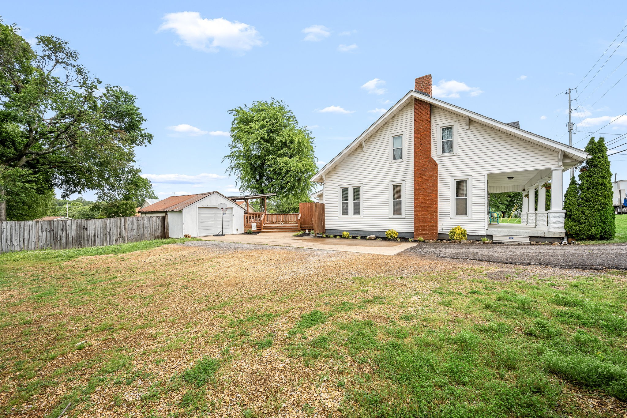 634 Hwy 52, E Portland TN 37148