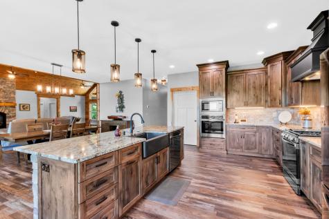 1055 Hunters Landing Lane Smithville TN 37166