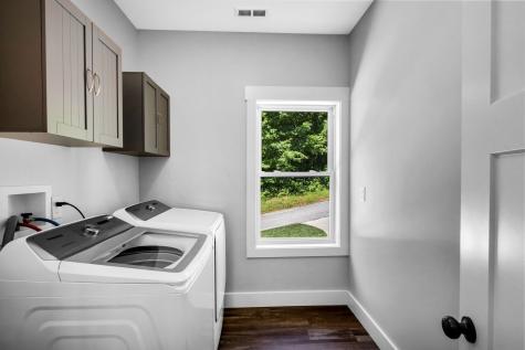1055 Hunters Landing Lane Smithville TN 37166