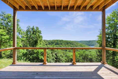 1055 Hunters Landing Lane Smithville TN 37166