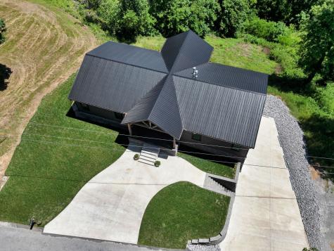1055 Hunters Landing Lane Smithville TN 37166