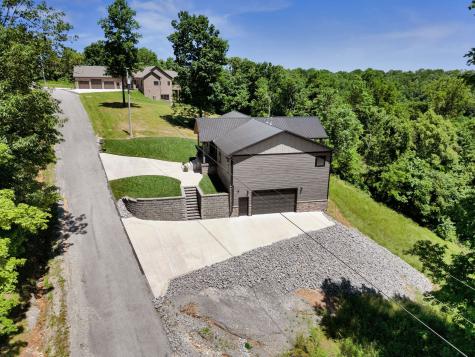 1055 Hunters Landing Lane Smithville TN 37166