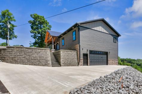 1055 Hunters Landing Lane Smithville TN 37166