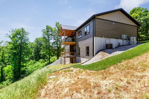 1055 Hunters Landing Lane Smithville TN 37166