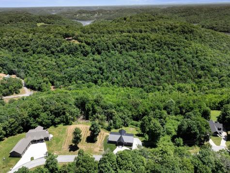 1055 Hunters Landing Lane Smithville TN 37166