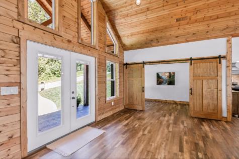 1055 Hunters Landing Lane Smithville TN 37166