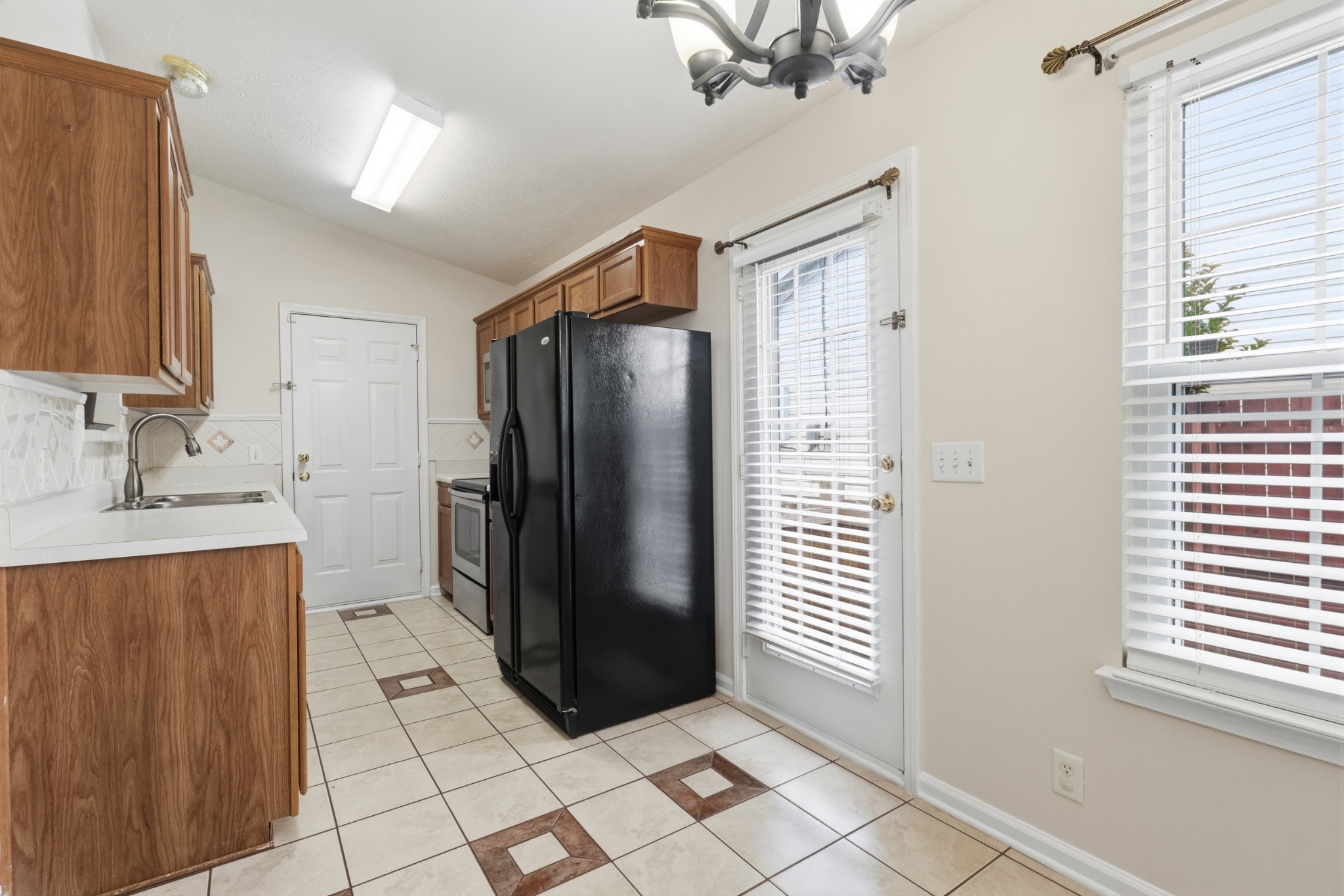 1541 James Gafford Drive La Vergne TN 37086