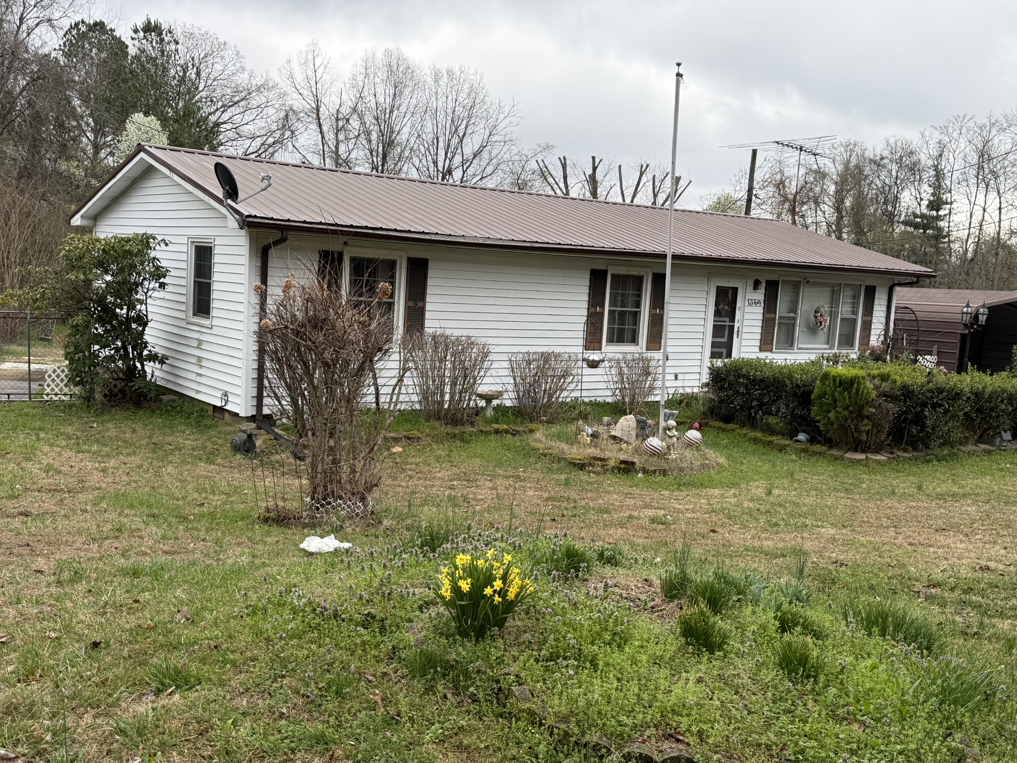 1369 Gip Manning Road Clarksville TN 37042