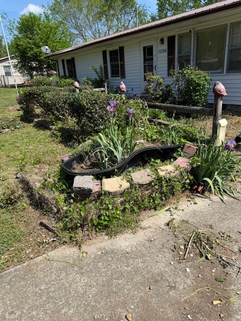 1369 Gip Manning Road Clarksville TN 37042