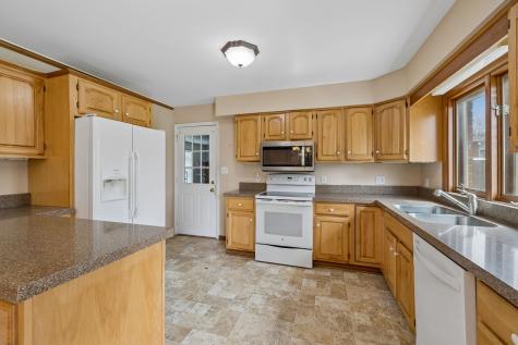 8040 Sawyer Brown Road Nashville TN 37221