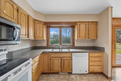 8040 Sawyer Brown Road Nashville TN 37221