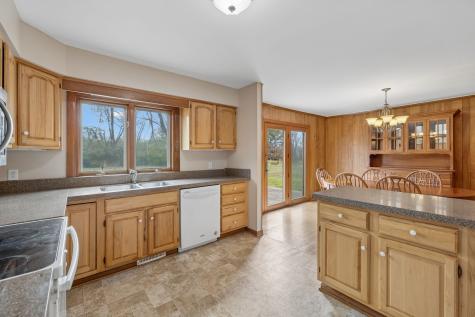 8040 Sawyer Brown Road Nashville TN 37221