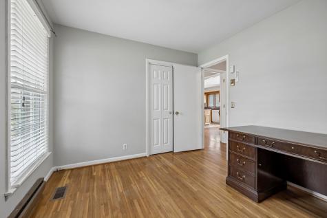 8040 Sawyer Brown Road Nashville TN 37221