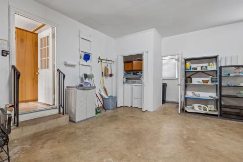 8040 Sawyer Brown Road Nashville TN 37221