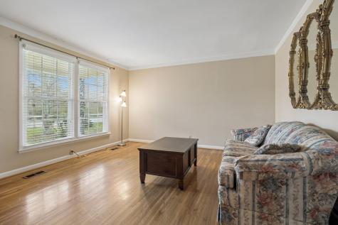 8040 Sawyer Brown Road Nashville TN 37221