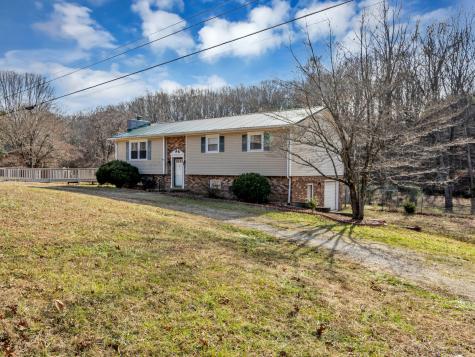 408 Rustling Oaks Drive Waverly TN 37185