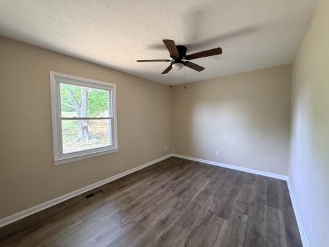 306 Cottage Drive Scottsville KY 42164