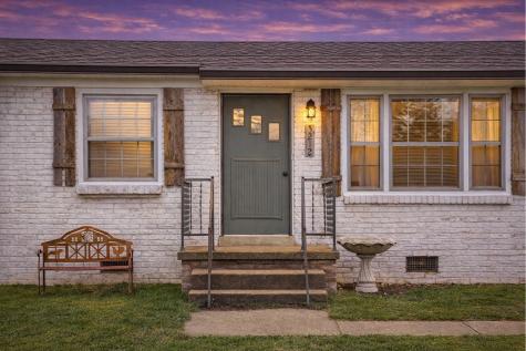 3212 Marthas Chapel Road Cunningham TN 37052