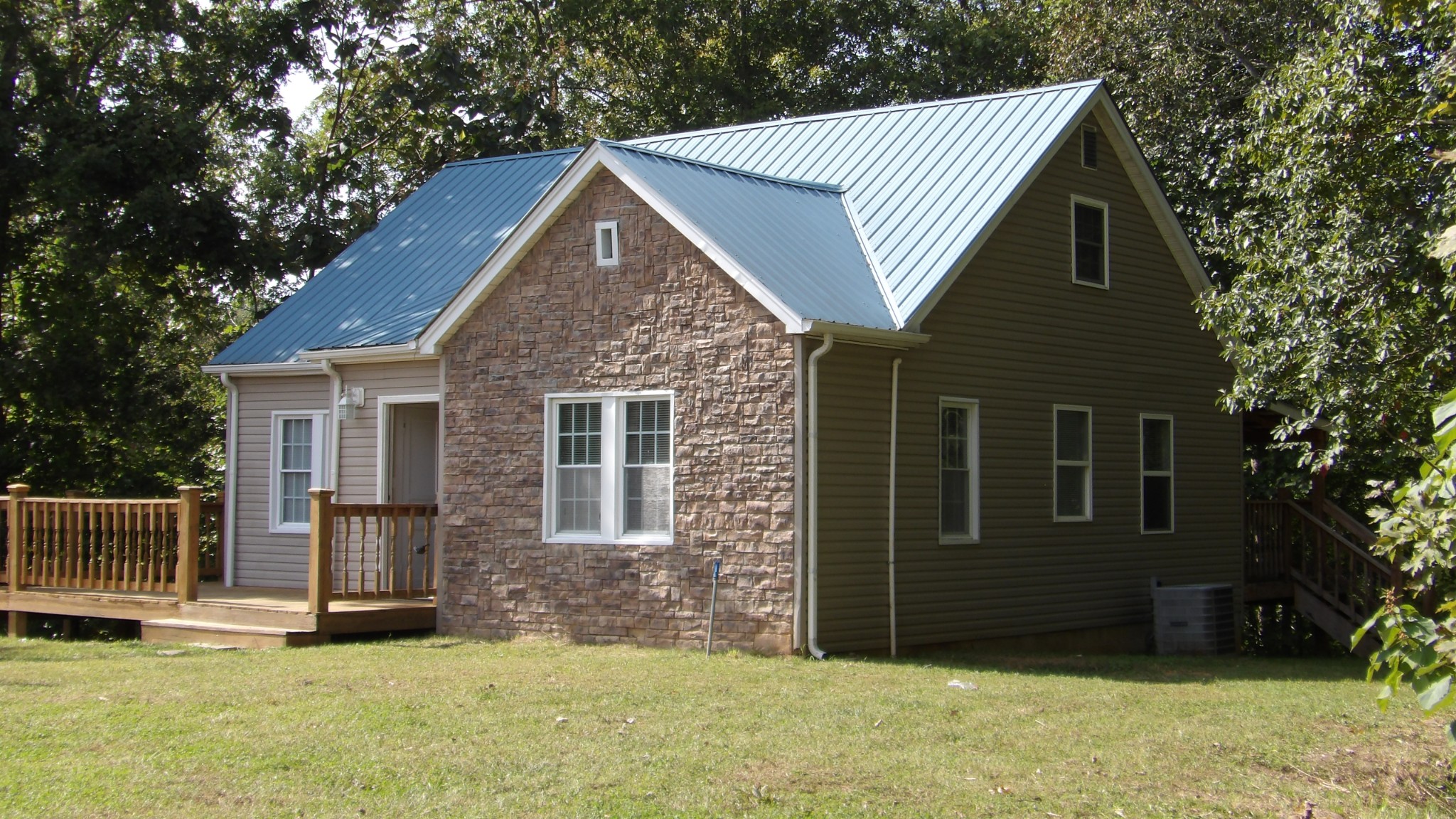4179 Old Livingston Highway Celina TN 38551
