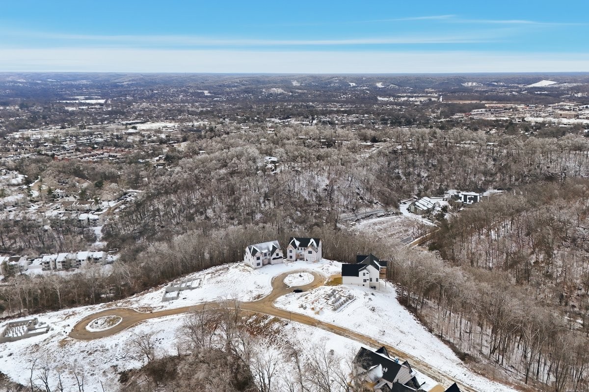 824 Summit Oaks Court Nashville TN 37221