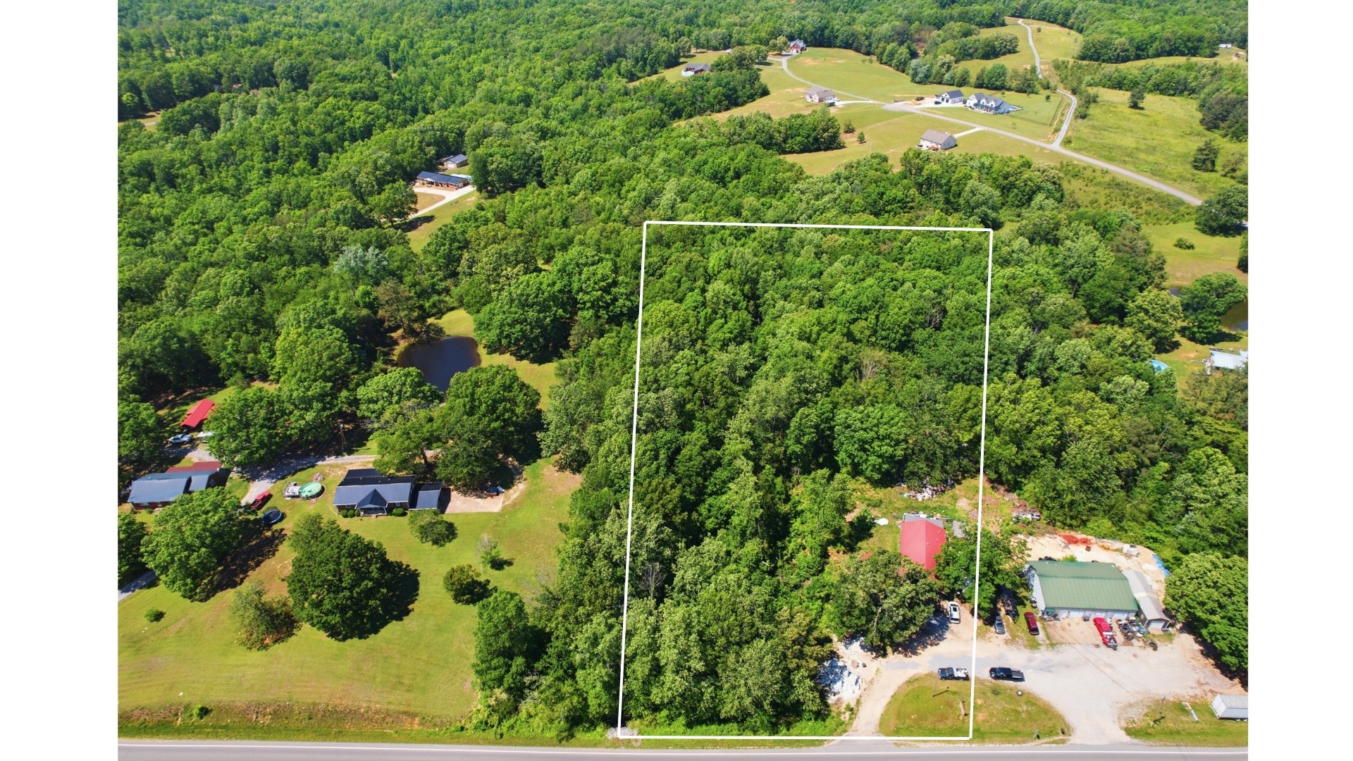 2195 Highway 100 Centerville TN 37033