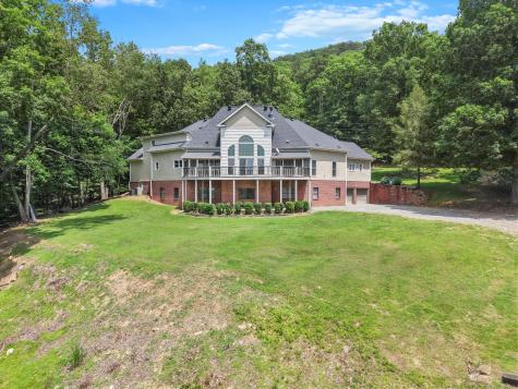 310 Bluffs Road South Pittsburg TN 37380