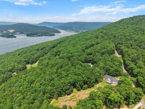 310 Bluffs Road South Pittsburg TN 37380