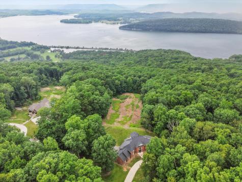 310 Bluffs Road South Pittsburg TN 37380