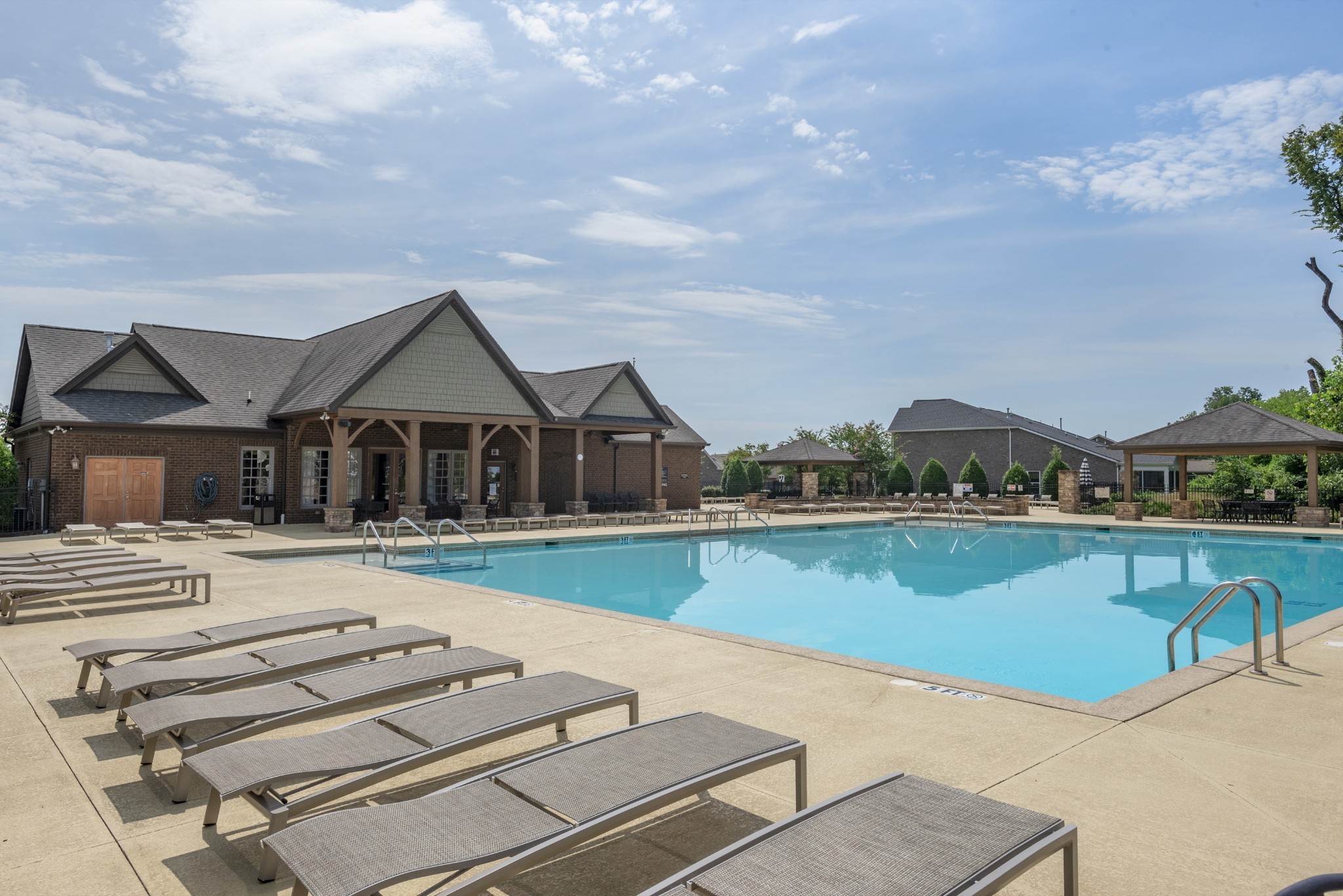 1433 Riverbrook Drive Hermitage TN 37076