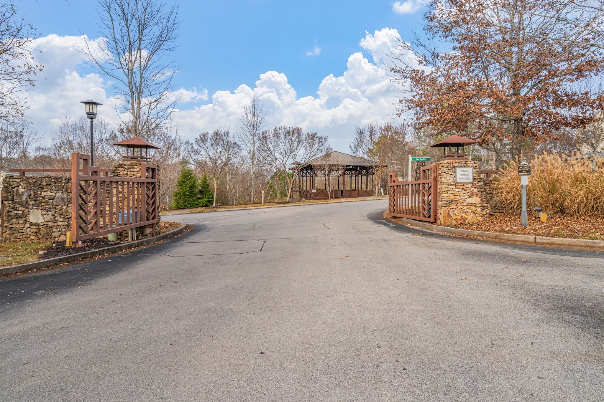 1105 Tree Top Way Knoxville TN 37920