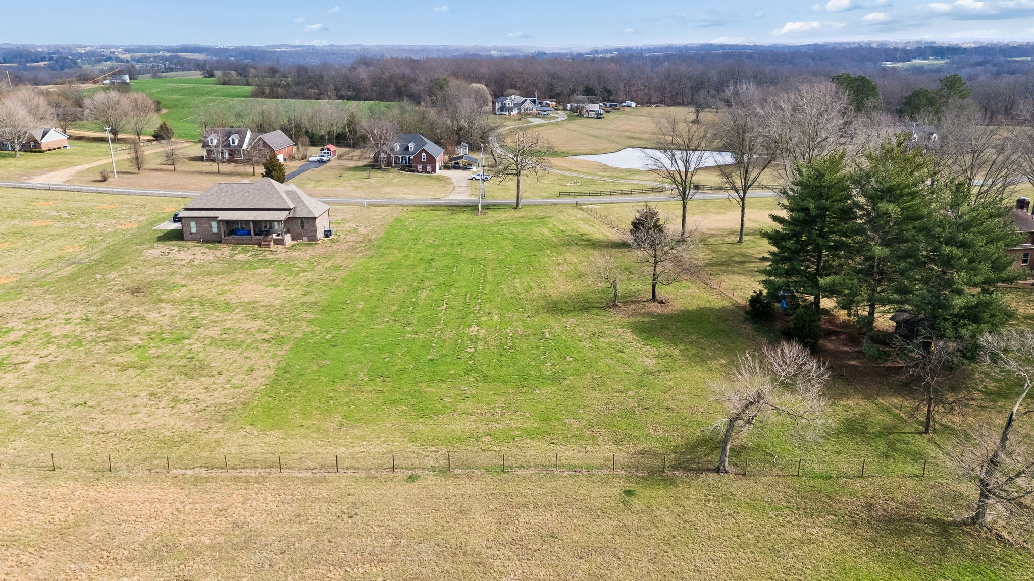 760 N Russell Street Portland TN 37148