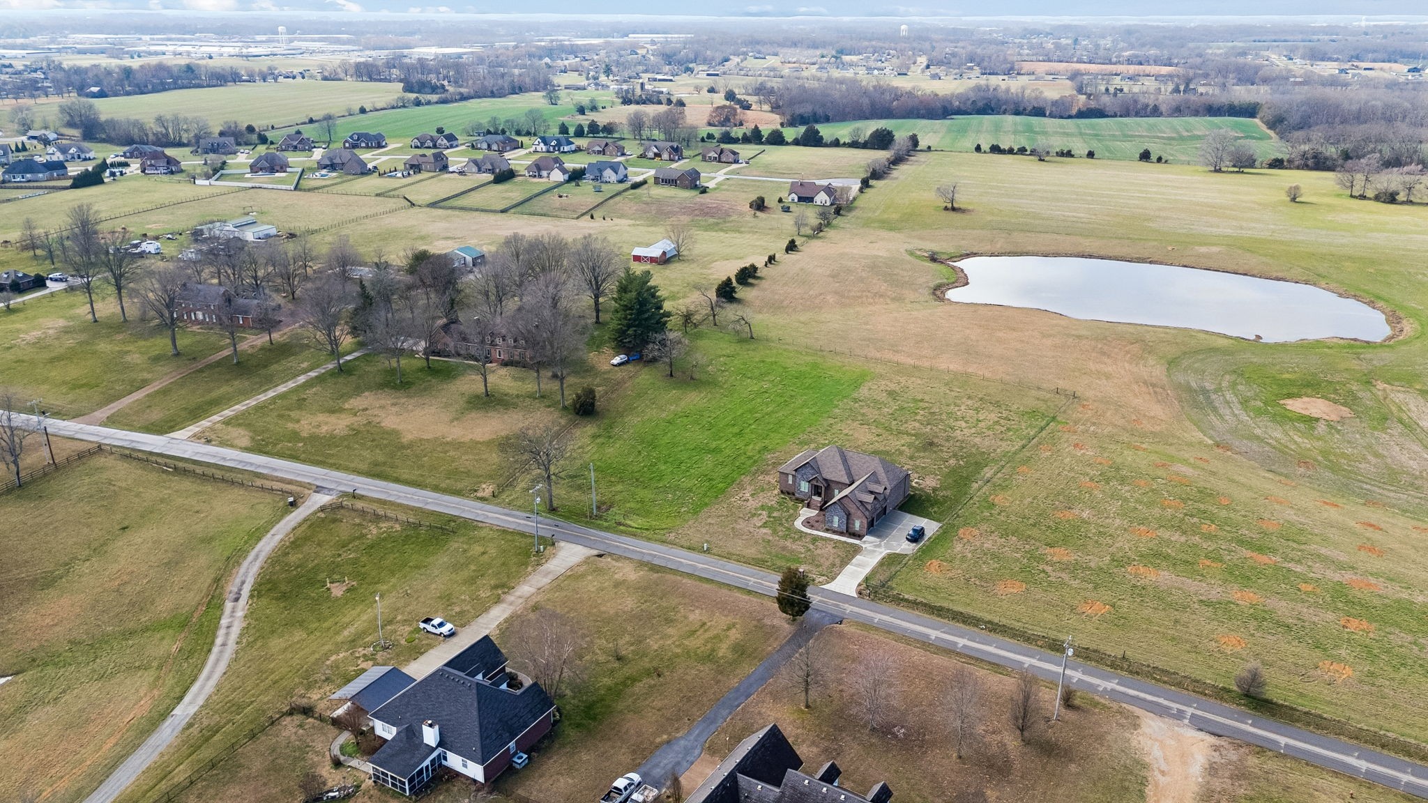 760 N Russell Street Portland TN 37148