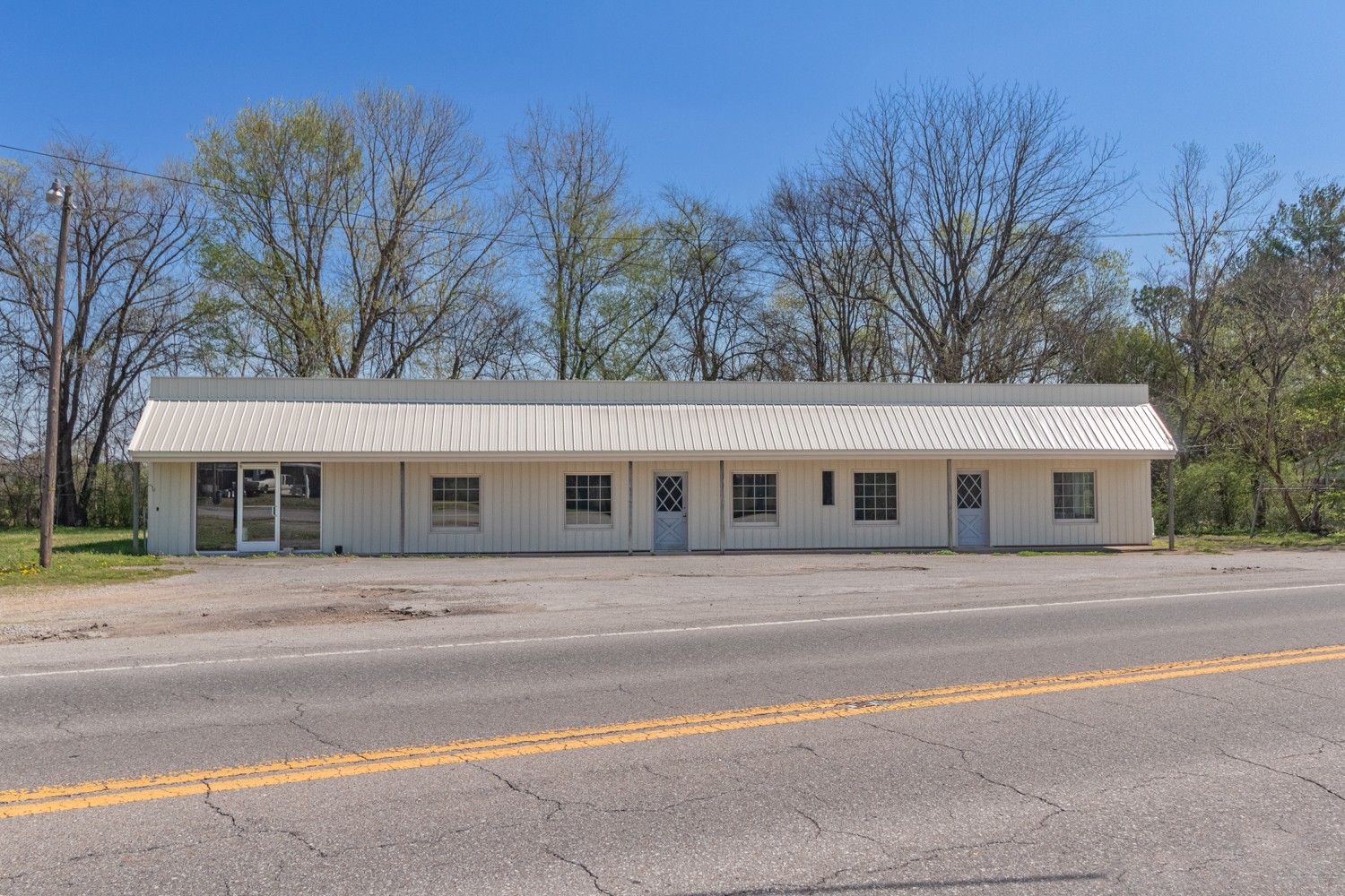 2506 Buffalo Road Lawrenceburg TN 38464