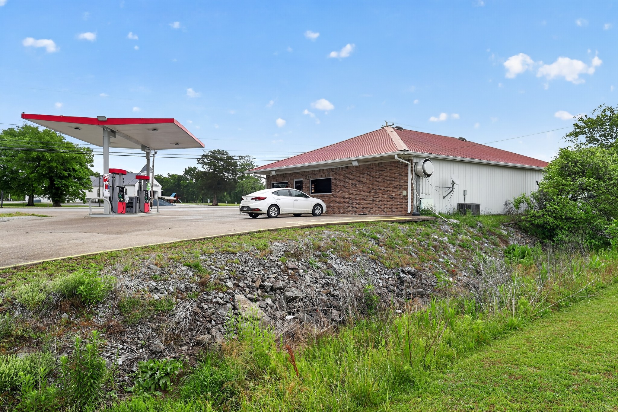1837 Highway 64, W Shelbyville TN 37160
