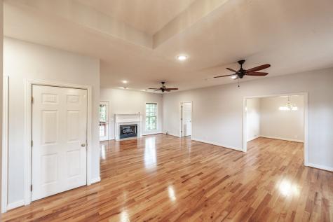 6513 N Mount Pleasant Road Greenbrier TN 37073