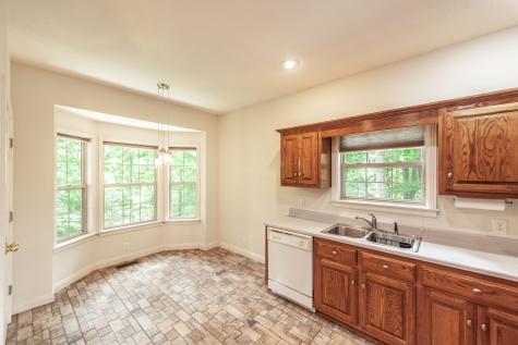 6513 N Mount Pleasant Road Greenbrier TN 37073