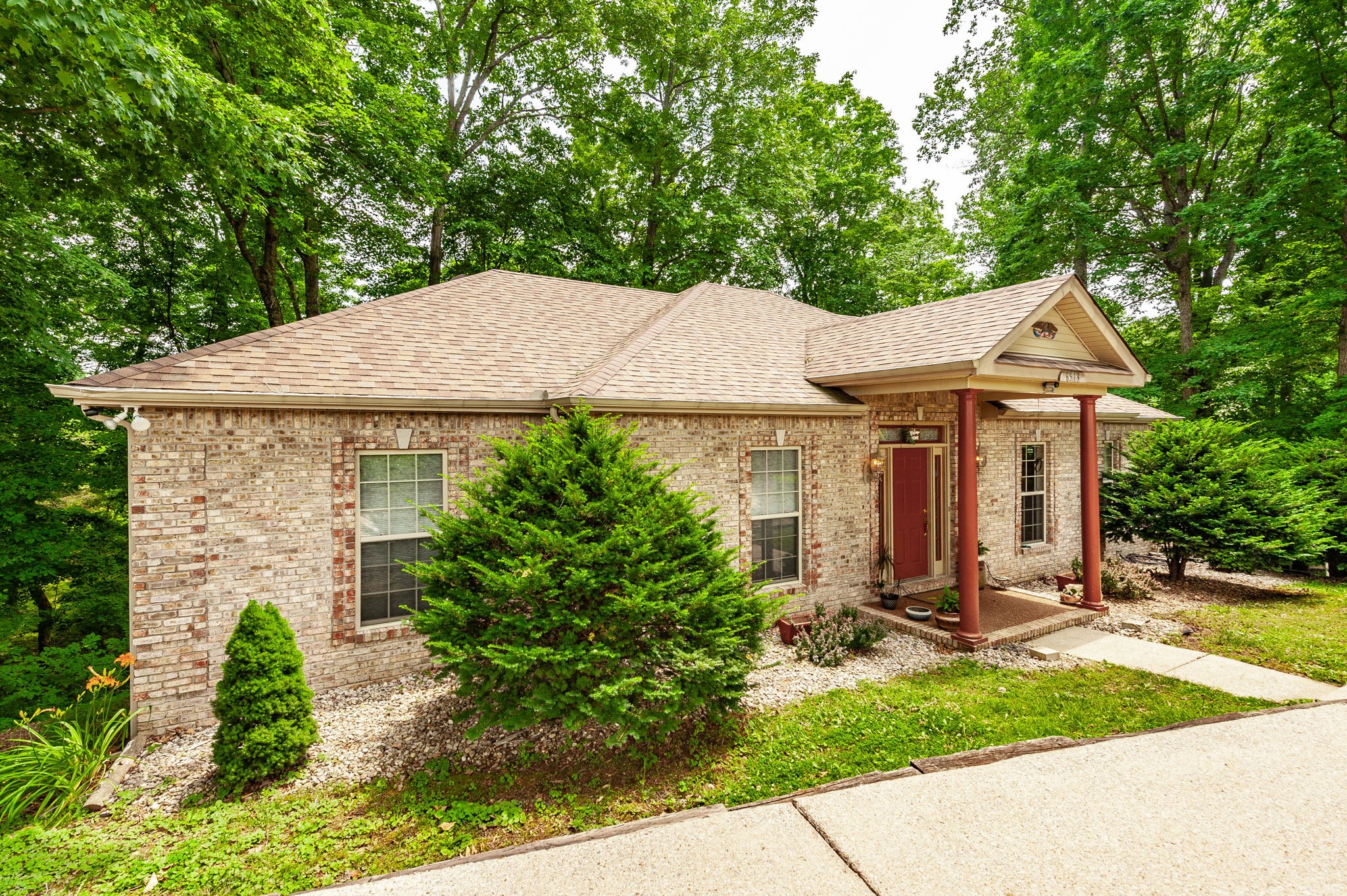 6513 N Mount Pleasant Road Greenbrier TN 37073