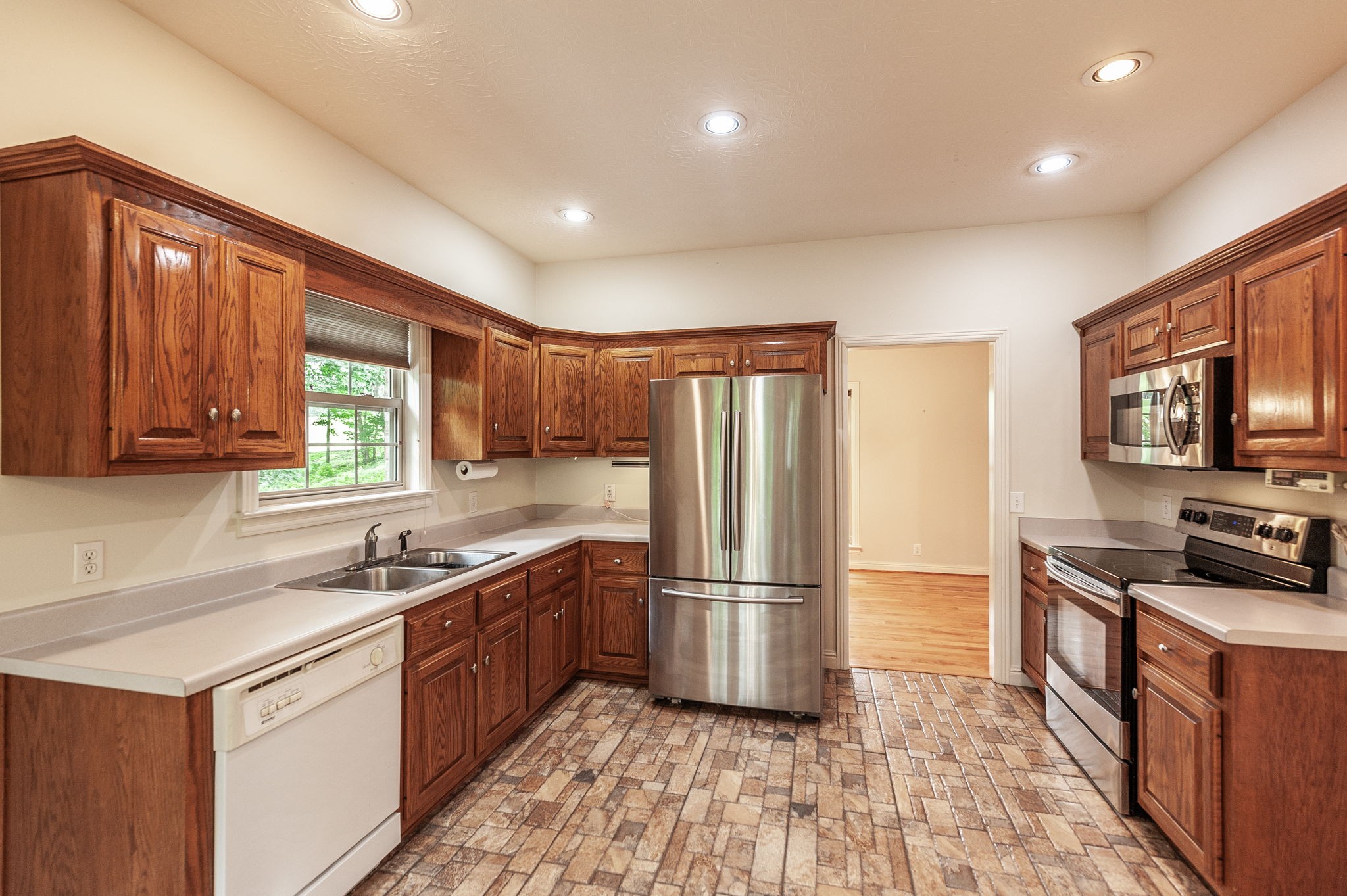 6513 N Mount Pleasant Road Greenbrier TN 37073