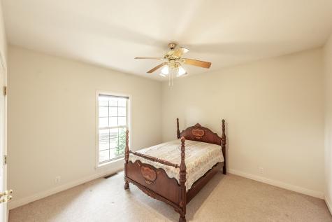 6513 N Mount Pleasant Road Greenbrier TN 37073