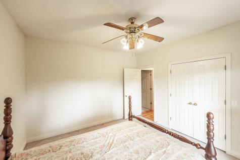 6513 N Mount Pleasant Road Greenbrier TN 37073